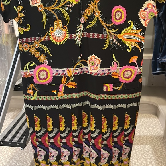 Etro Designer Italian Short Sleeve zip dress, size 40 - Picture 3 of 7